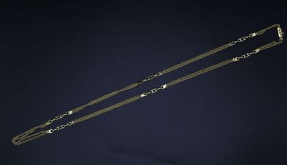 null Sautoir or jaune 750 millième maille corde et anneaux style cadenas. Poinçon...