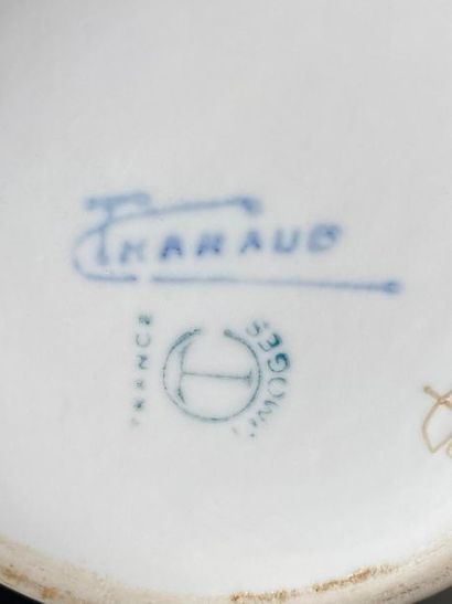 null THARAUD Camille (1878-1956) vase monté en lampe en céramique blanche et bleue...