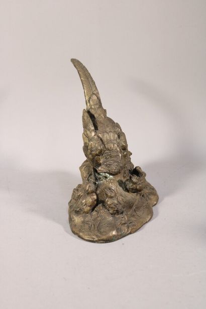 null VILAVAN, Faisan et ses petits, sujet en bronze signé. 22 x 22 x 14 cm