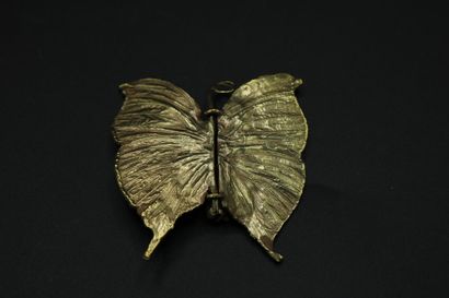 null Claude LALANNE (1925-2019). ARTCURIAL Editeur, 

Broche Papillon en bronze doré...