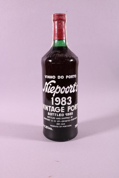 null 1 blle NIEPOORT'S Porto Vintage 1983 parfait état