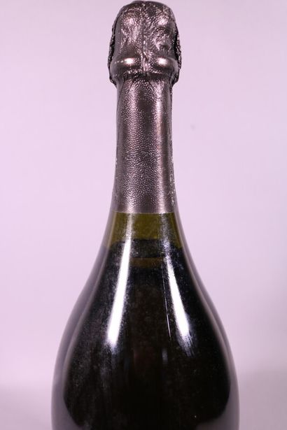 null 1 mag DOM PERIGNON Champagne 1993 parfait état