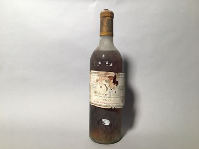 null 1 blle "Y" DE YQUEM - BORDEAUX SUPERIEUR 1960 - Mi-épaule, étiquette décollée,...