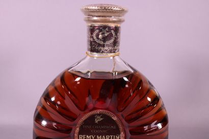 null 1 blle XO REMI MARTIN Cognac SM parfait état