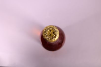 null 1 blle Ch. DE MALLE Sauternes 1973 haute épaule, étiquette abîmée