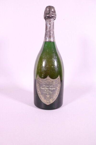 null 1 blle CUVEE DOM PERIGNON Champagne 1959 bon niveau