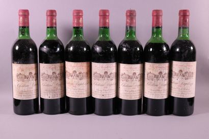 null 7 blles Ch. DUPLESSY Premières Côtes de Bordeaux 1981 4 haute épaule, 2 mi-épaule,...