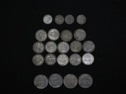 null Ensemble de pièces en argent : quatre pièces de 10 francs Turin, 14 pièces de...