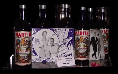 null Production de 12 bouteilles: ayant appartenu au magicien Dany Ray (1921-1989)

Production...