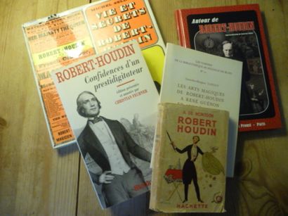 null Lot of books on Robert Houdin

7 volumes including :

A de Montgon-1939-Hachette

Michel...