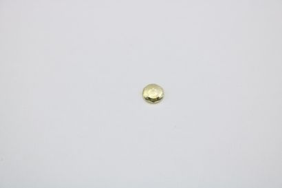 null Saphir jaune rond taille mixte sur papier - 1,70 ct