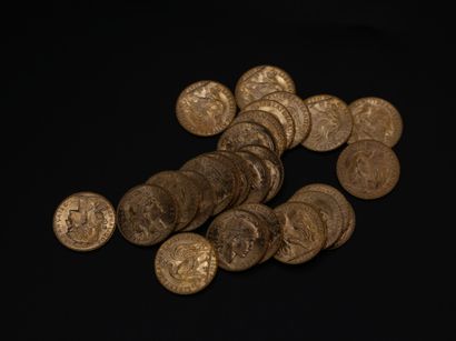 null Twenty-five 20 franc gold coins - 161.39 g