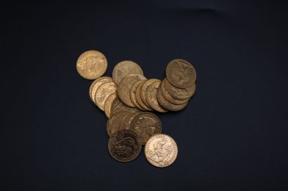 null Twenty-four 20 franc gold coins - 155 g