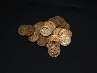 null Twenty-five 20 franc gold coins - 161.44 g