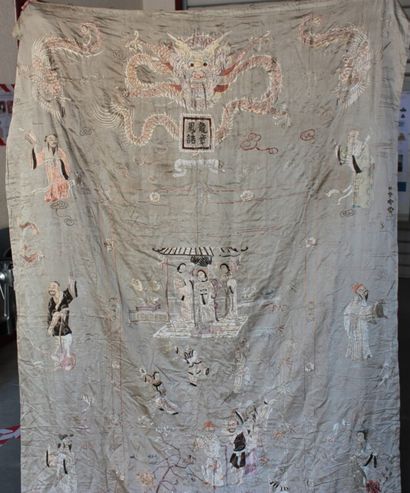 null CHINE - broderie sur soie

290 x 134 cm