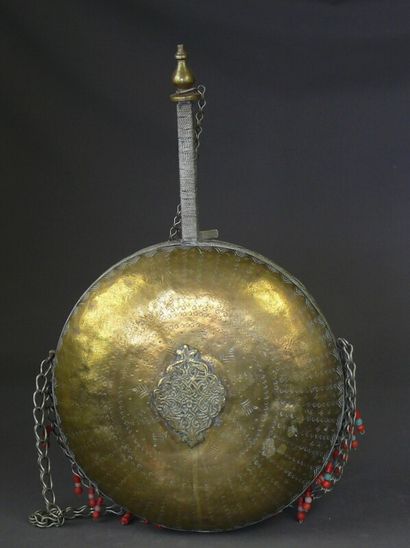 null Important brass flask richly decorated with filigree motifs of six-pointed stars...