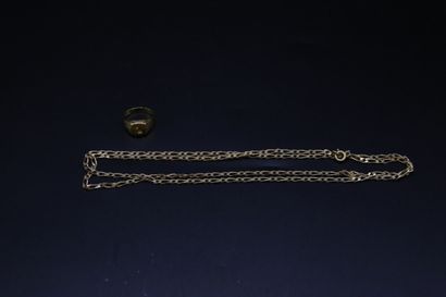 null Chevalière et chaîne en or jaune (750) - 19.7 g
