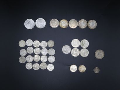 null Ensemble de pièces en argent : 

Pièce de 5 francs 1844

19 pièces de 10 francs...