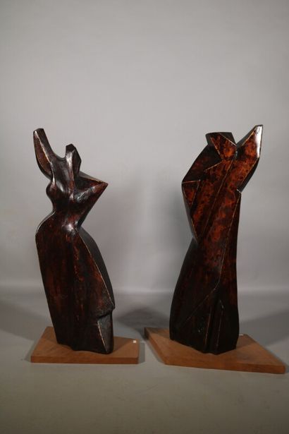 null BALMADIER Etienne dit BALMA, 

Le Couple

Deux sculptures en bois 

Haut. 104...