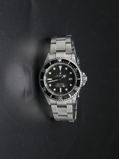 null ROLEX, Oyster Perpetual Date, Sea-Dweller modèle 16 660, 

Montre bracelet d'homme...