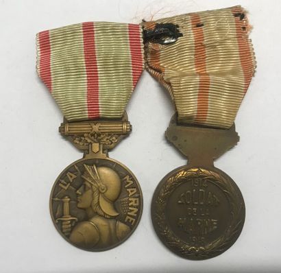 null 1914 - 1918 :

2 Médailles de la Marne