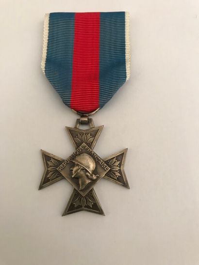 null CAMPAGNES :

Ordre du Mérite Militaire Chevalier