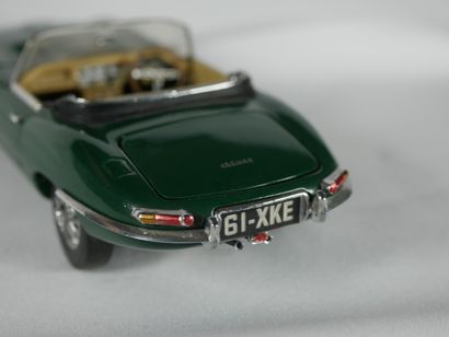 null 1961 jaguar type E - marque Franklin Mint Precision Models - échelle 1/24