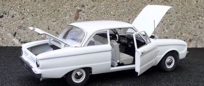null 1960 Ford flacon - marque Franklin Mint Precision Models - échelle 1/24
