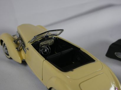 null 1937 cord 812 phaeton coupe - make Franklin Mint Precision Models - scale 1...