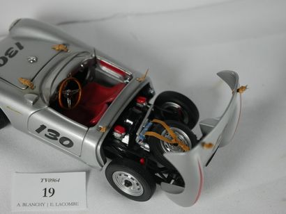 null Porsche 550 spyder (james dean) - brand CMC GmbH Classic Model - scale 1/24