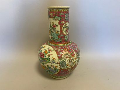 null Chine - Vase famille rose à décor de phénix et dragons - H. 34.8 cm