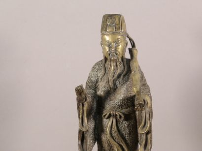 null Personnage au sceptre et cerf - sujet en bronze - 42 cm