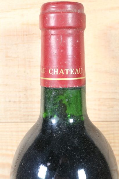 null 7bllesCh. GRAND BERTbas goulot, étiquettes salesSaint-Emilion1985