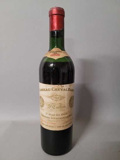null 1 blle Ch. CHEVAL BLANC Saint-Emilion 1964 - Basse épaule, étiquette sale