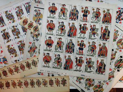 null Un lot de planches de cartes à jouer non découpées Grimaud 1920-1950 - petites...