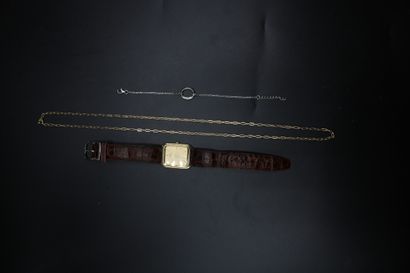 null Bracelet en argent orné d'un motif rond avec pierres blanches, 2.20 g, une chaine...