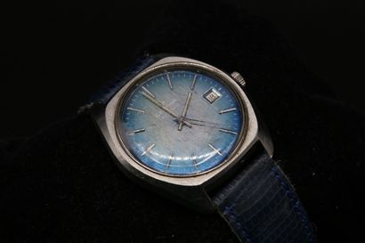 null CERTINA

montre bracelet, boitier acier 

cadran marqué Blue Ribbon

édition...