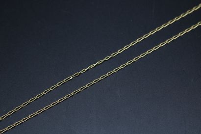 null Chain in yellow gold 750 thousandths. 6.15 g / L. 55 cm