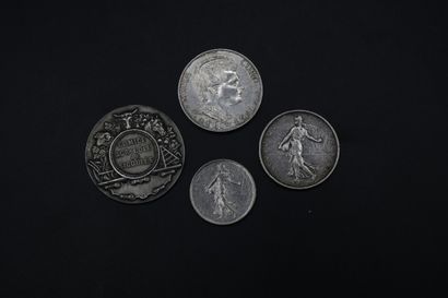 null Ensemble de pièces en argent : 100 F Marie Curie 1984, une pièce de 5 francs...