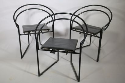 null Mario BOTTA (né en 1943) - Editeur ALIAS

Série de trois fauteuils modèle "Latonda",...
