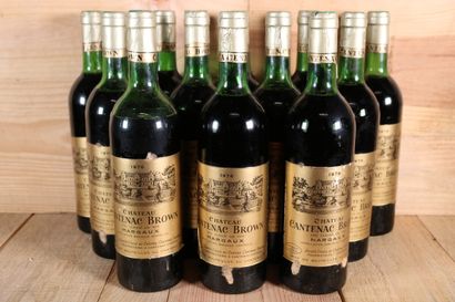 null 12 blles Ch. CANTENAC BROWN Margaux 1976 - including 1 low and 8 high shoul...