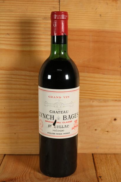 null 1 bldg Ch. LYNCH-BAGES Pauillac 1970 - High shoulder, torn label