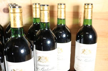null 12 blles Ch. HAUT-BATAILLEY Pauillac 1983 - Bottom of the bottle