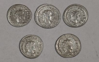 null Philip II (247-249),

Antoninians, 5 copies

TTB+/ Sup