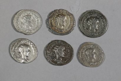 null Gordien III (238-244), Denier et 5 Antoniniens, 6 monnaies

TTB/Sup