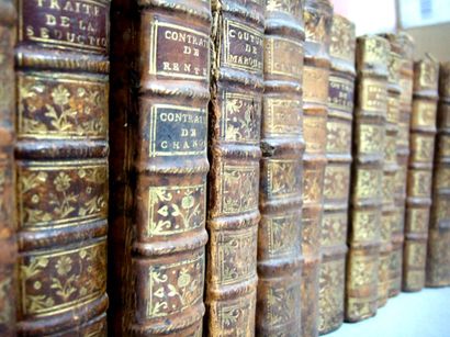 null 41. [Law]. Set of 14 volumes in-8 or in-12 18th century bound in contemporary...