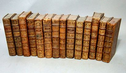 null 41. [Droit]. Ensemble de 14 volumes in-8 ou in-12 XVIIIe reliés en basane fauve...