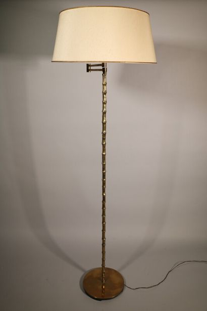 null MAISON BAGUES - Floor lamp with articulated arm in gilded bronze with a golden...