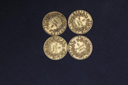 null Quatre pièces de 5 francs en or Napoléon III tête nue 1858 x 2 -1859 et Napolén...