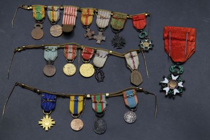 null Three bars of reductions

- Legion of Honor, Cross of War 1914-1918, Cross of...